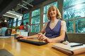 slide {0} of {1}, zoom in, HP 725 Multi-Device Rechargeable Wireless Keyboard