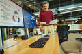 slide {0} of {1}, zoom in, HP 725 Multi-Device Rechargeable Wireless Keyboard