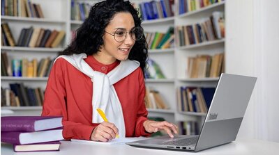 HÅNDTERER FORSKELLIGE OPGAVER SOM EN PROAlsidighed på tværs af mange sektorer