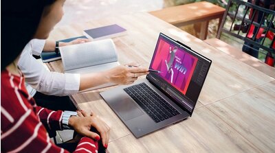 LENOVO AI NOWDin helt egen assistent