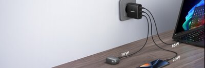 En oplader, tredobbelt USB-C