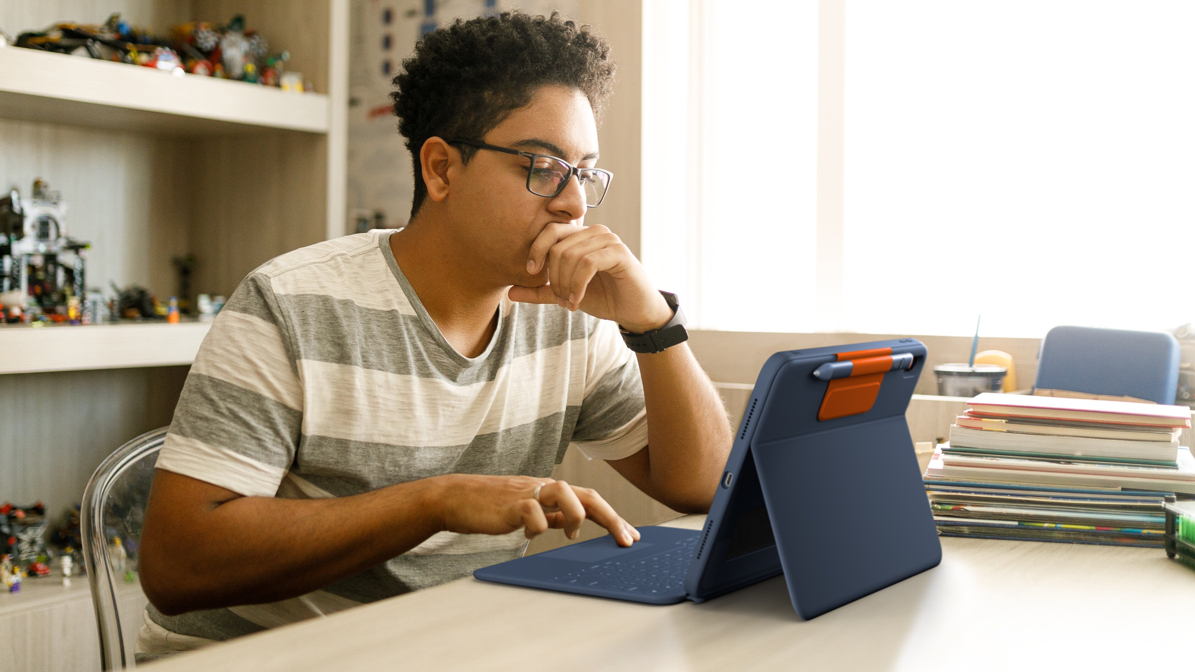 Logitech Rugged Combo 4 - keyboard and folio case - classic blue Input ...