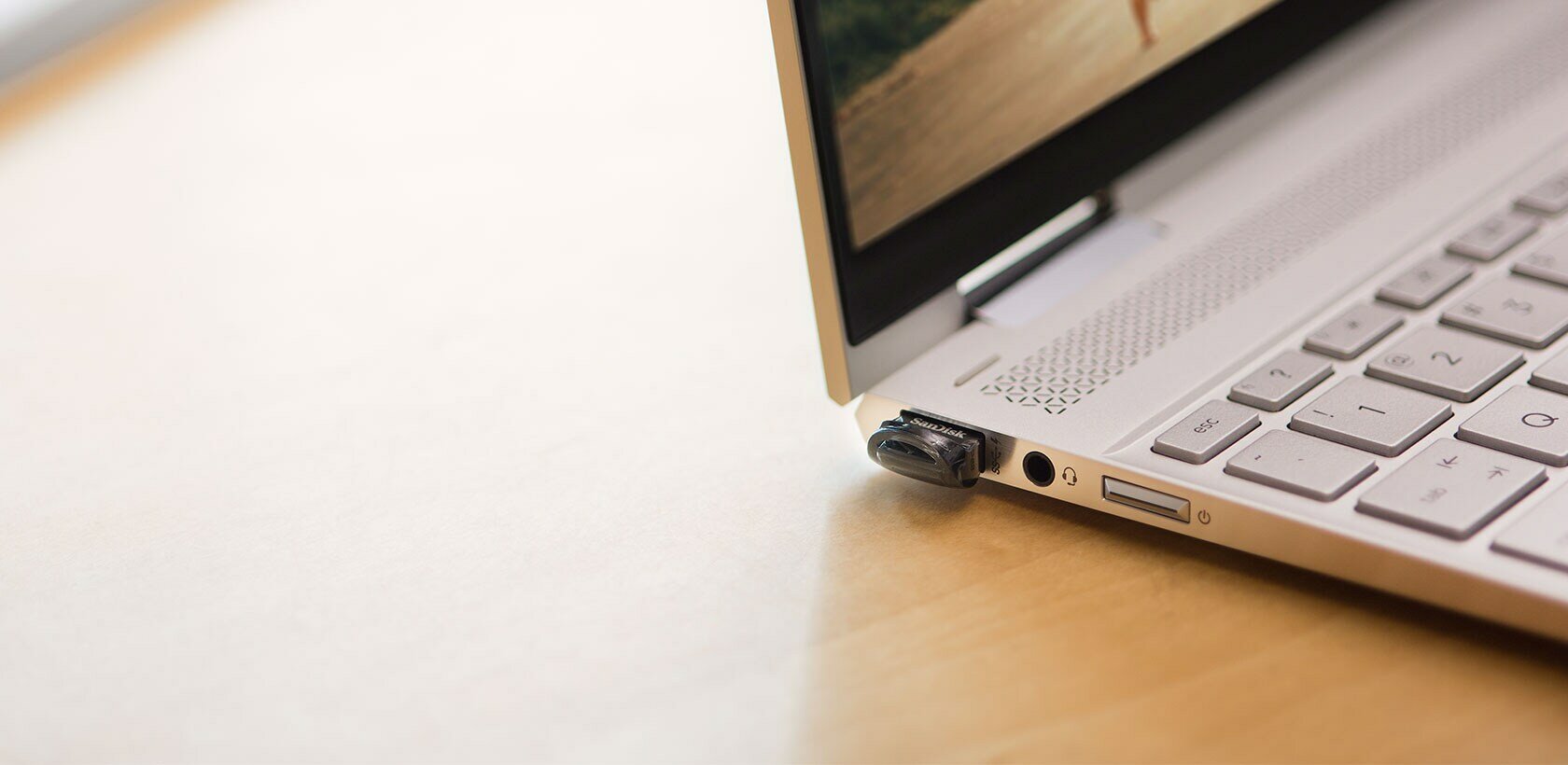 Clé USB 3.1 SANDISK Cruzer Fit Ultra 16 GB - USB 3.1 (130Mo/s)