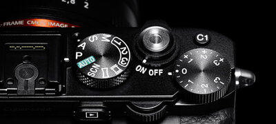 Intuitive, versatile dial operation