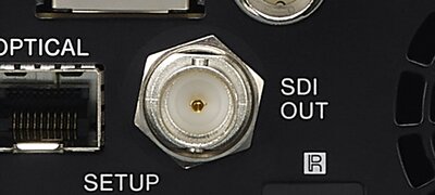 12G SDI BNC output/ HDMI type A output