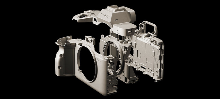 Sony a7R V Full-frame Mirrorless Interchangeable Lens Camera — The 