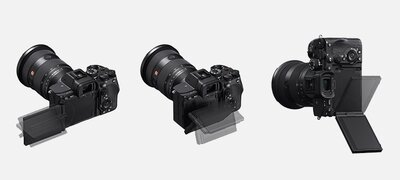 Unique 4-axis LCD monitor for enhanced shooting flexibility