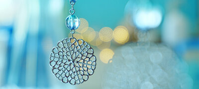 Natural bokeh emphasizes the subject