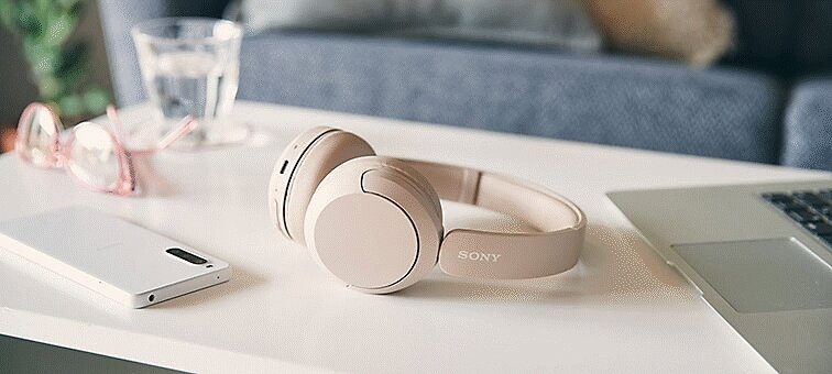 Sony Wireless Bluetooth Headphones - Up to 50 Hours Battery Life with Quick  Charge Function, On-Ear Model - WH-CH520B.CE7 - Limited Edition - Matte
