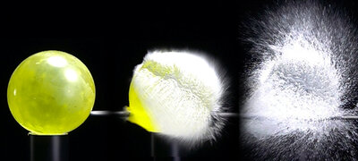 Super slow motion5 up to 40x slower than natural motion