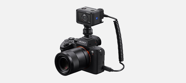 RX0 II premium tiny, tough camera — The Sony Shop