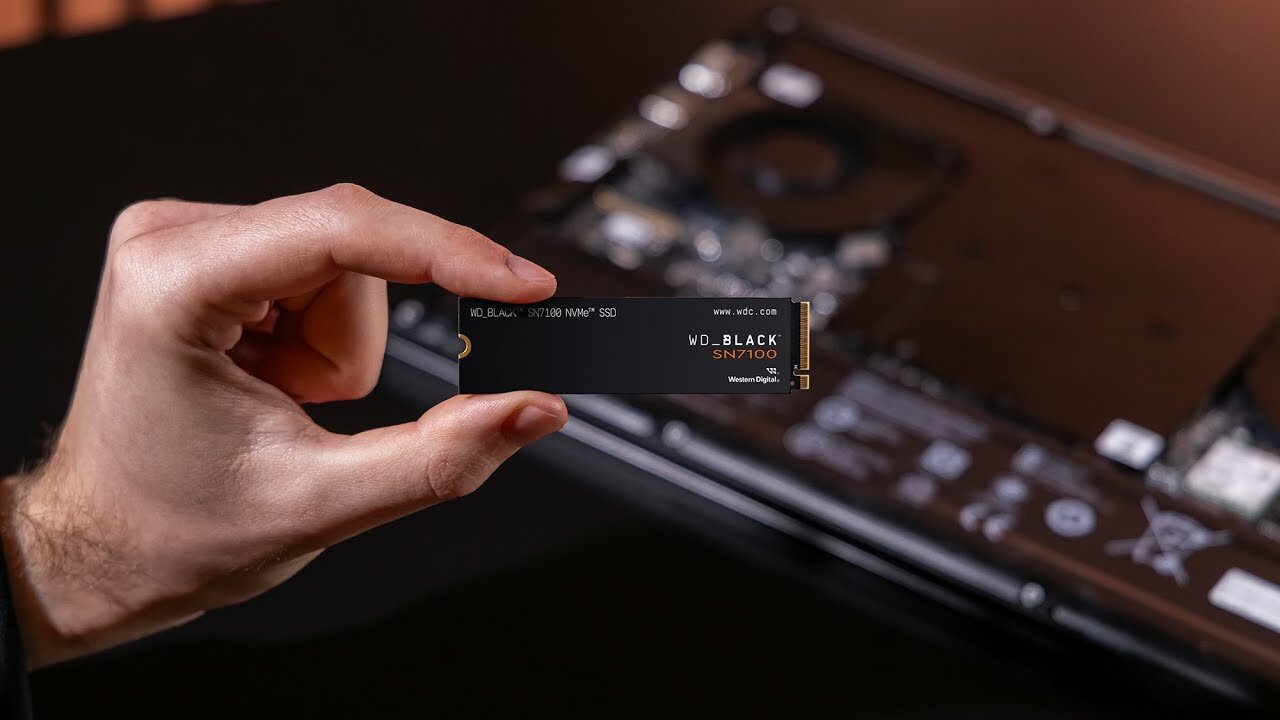 WD_BLACK 1TB SN7100 NVMe SSD, Internal Solid State Drive