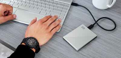 USB 3.2 Gen 1/USB 3.0 Compatible