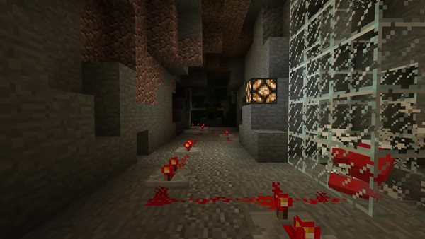 thumbnail video image 5 of Mojang Minecraft Standard Edition - Xbox One [Digital], 5 of 7