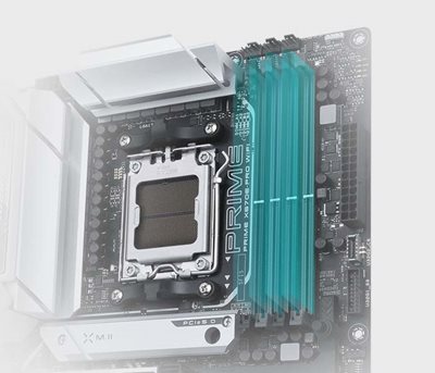 The PRIME X670E-PRO WIFI motherboard supports DDR5.