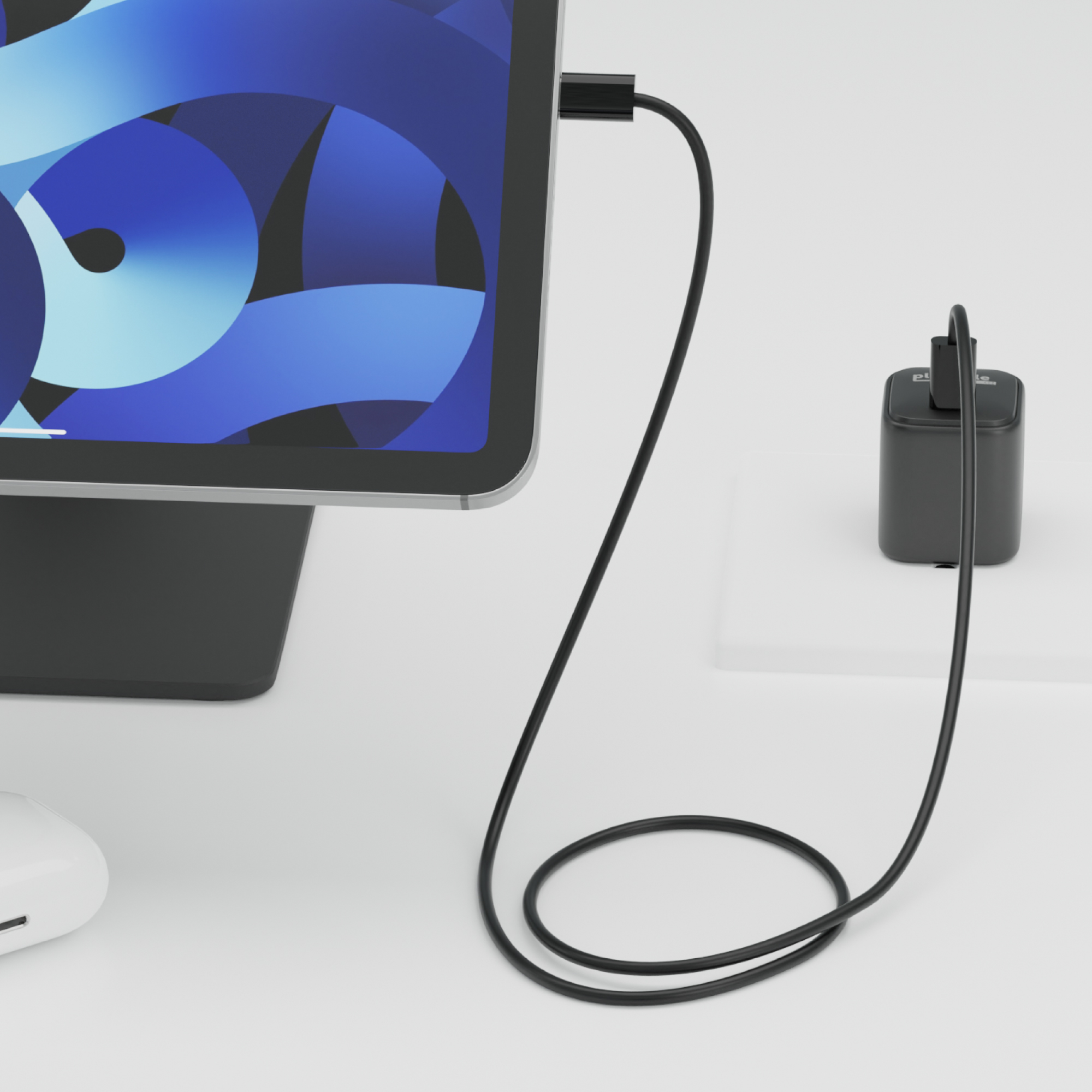 Plugable GaN USB C Charger Block, 30W Portable Charger Fast Charger White