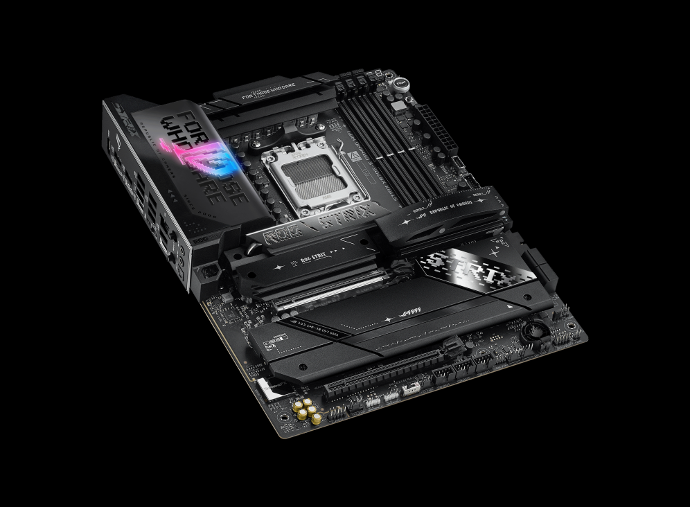 Folie {0} von {1}, Vergrößern, ROG STRIX X870E-E GAMING WIFI