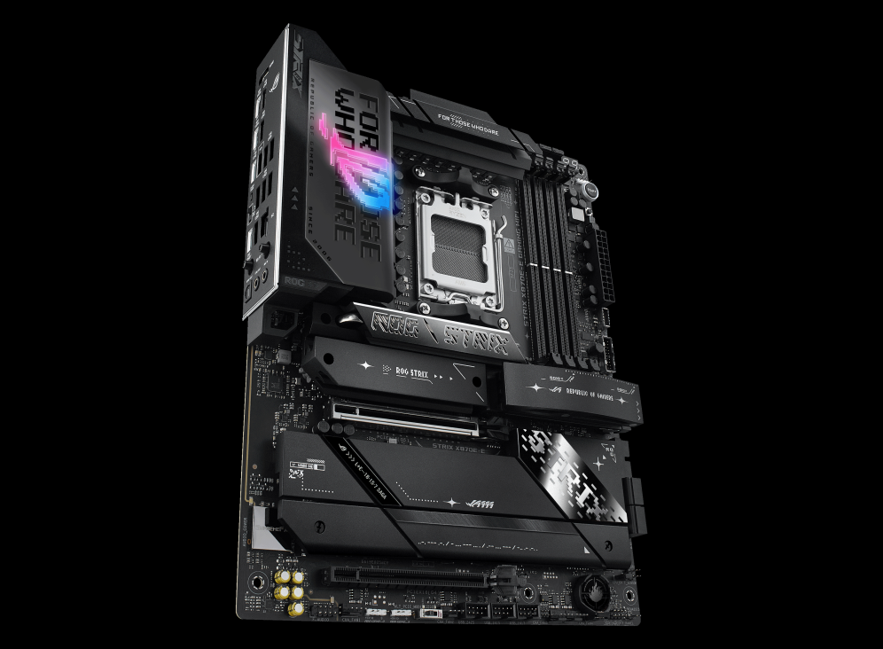 Folie {0} von {1}, Vergrößern, ROG STRIX X870E-E GAMING WIFI