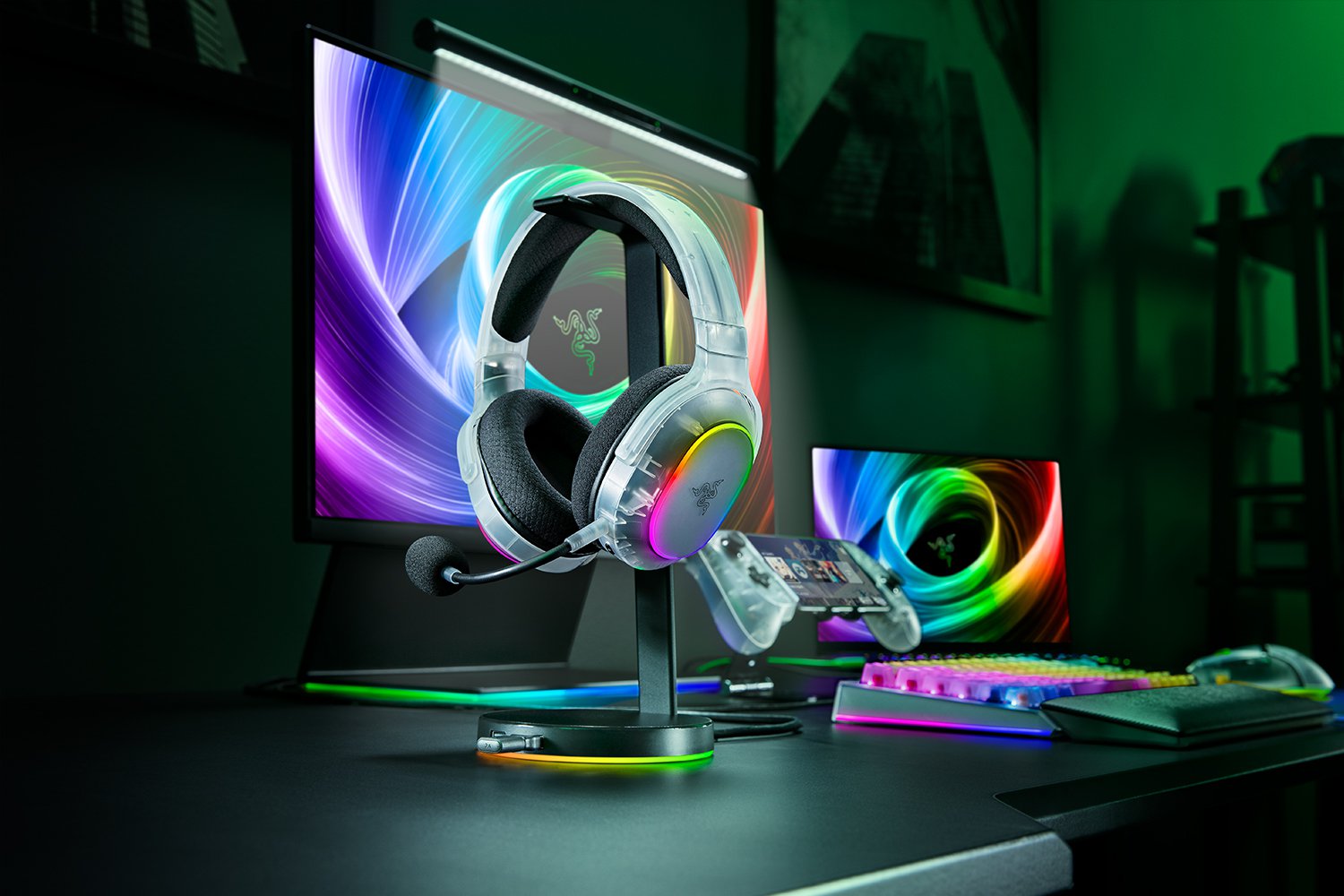 Razer Barracuda X Chroma Bluetooth Wireless Over the Ear Gaming