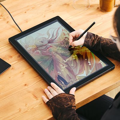 Wacom Cintiq 16 Drawing Tablet Black DTK168K0A - Best Buy