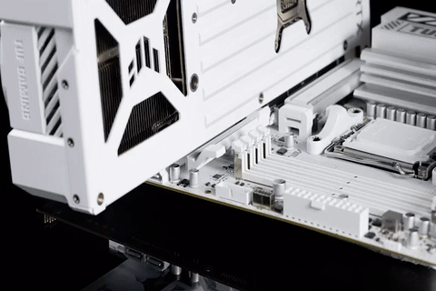 PCIe® Slot Q-Release Slim