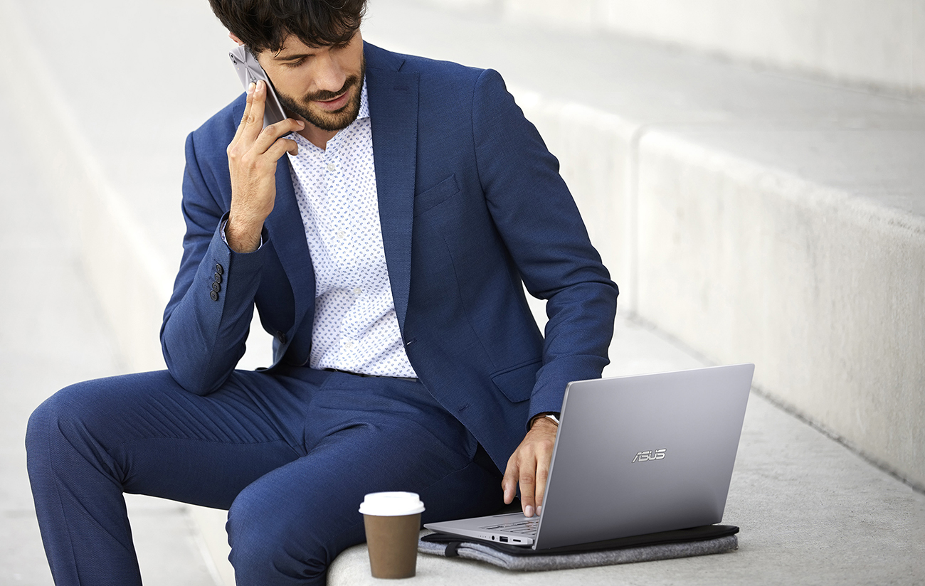ASUS ZenBook 14 Q407IQ-BR5N4 - Ryzen 5 4500U / 2.3 GHz