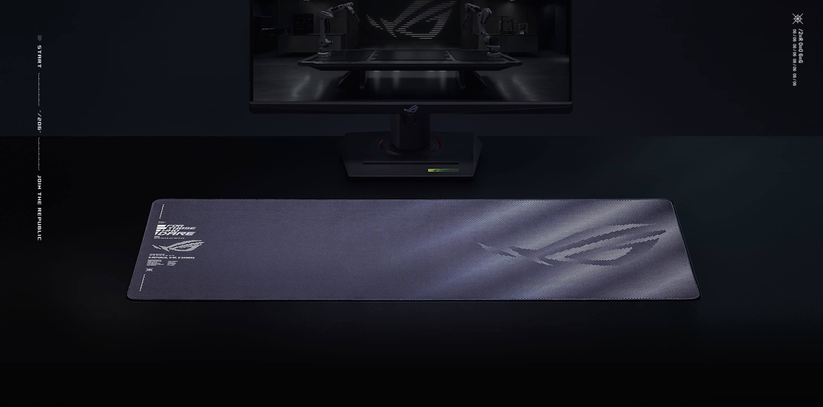 Das schwarze Sheath II XXL Mauspad vor einem Monitor