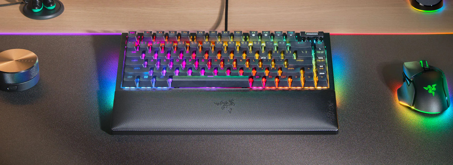 Razer BlackWidow V4 - Thumbnail 5