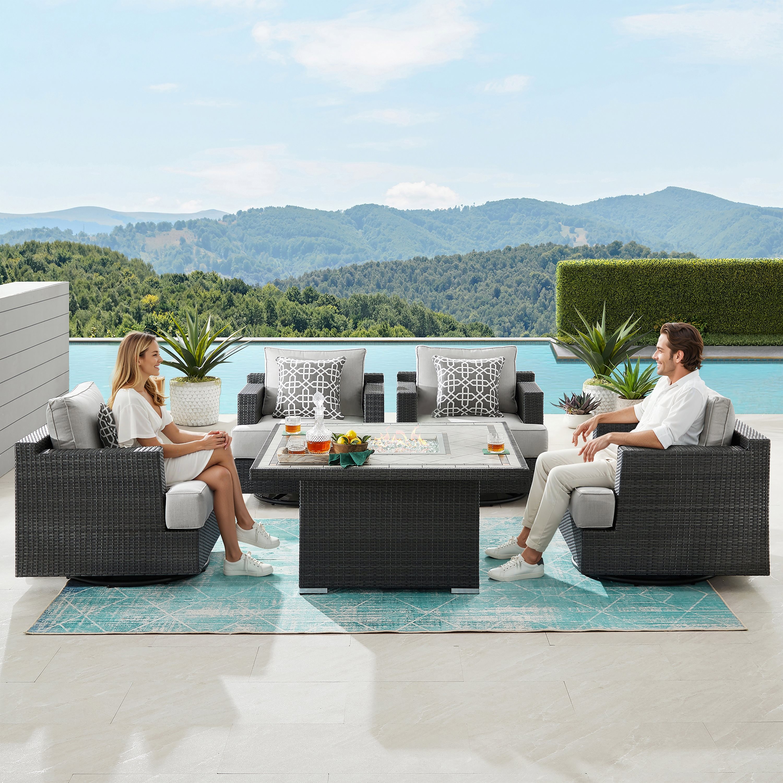 Niko 5-piece Patio Conversation Set with Fire Table | Costco