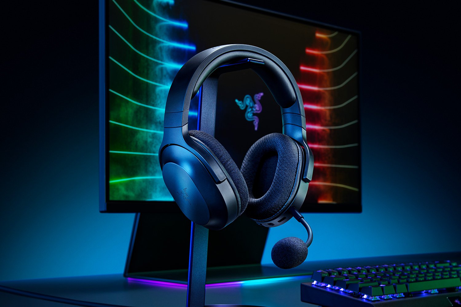  Razer Barracuda X Wireless Gaming & Mobile Headset (PC,  Playstation, Switch, Android, iOS): 2.4GHz Wireless + Bluetooth -  Lightweight - 40mm Drivers - Detachable Mic - 50 Hr Battery - Black : Video  Games