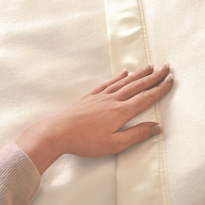 Buy Dreamland Intelliheat Warming Overblanket - Single | Electric blankets  | Argos