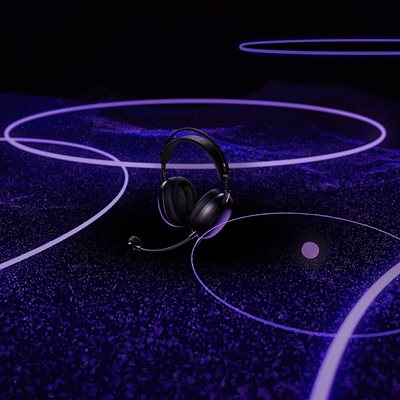 Open-back acoustic structure for immersive listening