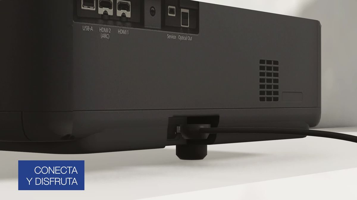 Epson actualiza su gama de proyectores de tiro ultracorto con el LS300 UST,  un modelo láser 3LCD con resolución 4K