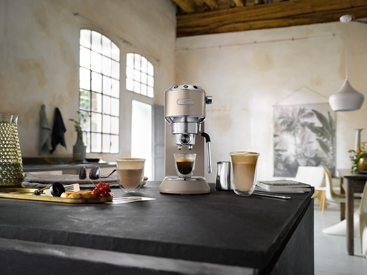 DeLonghi Dedica Pump Espresso Coffee Machine, EC885M - Coffee Makers &  Water Coolers