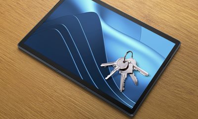 Holdbar og lysstærk skærm