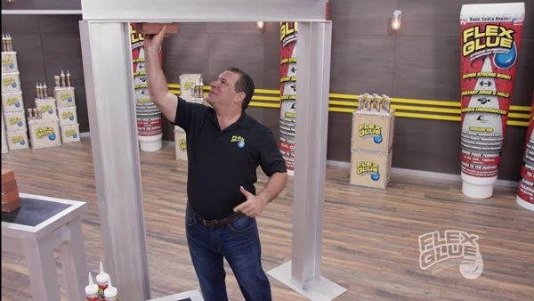 thumbnail video image 2 of Flex Glue Strong Rubberized Waterproof Adhesive, 6-oz, White, 2 of 8