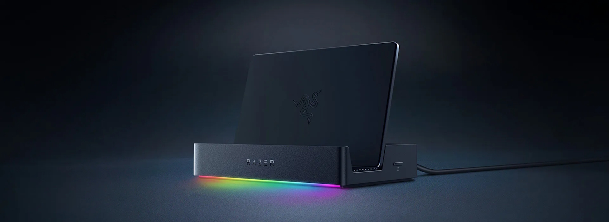 Razer Handheld Dock Chroma with 100W Power Delivery for Mobile