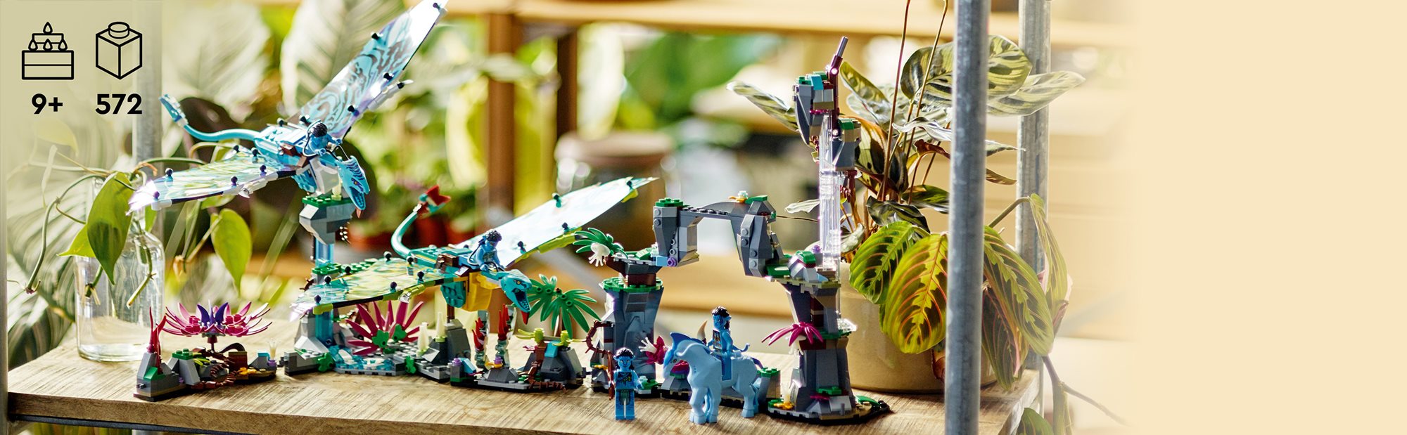 Buy LEGO Avatar Jake & Neytiri's First Banshee Flight Set 75572