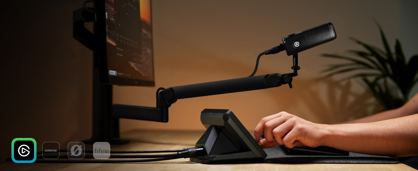 Elgato XLR Dock For Stream Deck - Micro Center