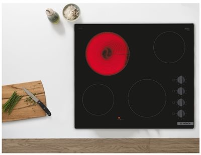 Bosch Serie 2 PKE611CA3E Piano Cottura Vetroceramico, Radiante, 4 Zone, Manopole Laterali