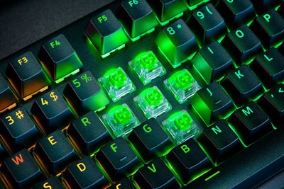 Razer BlackWidow V4 Pro Full Size Wired Mechanical Green Clicky