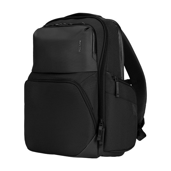 INCASE CORE COMMUTER PACK INCO100683-