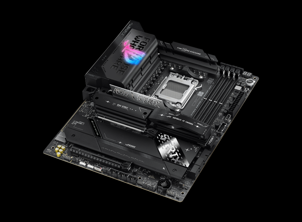 Folie {0} von {1}, Vergrößern, ROG STRIX X870E-E GAMING WIFI