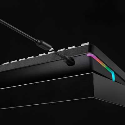 Detachable cable for easy setup