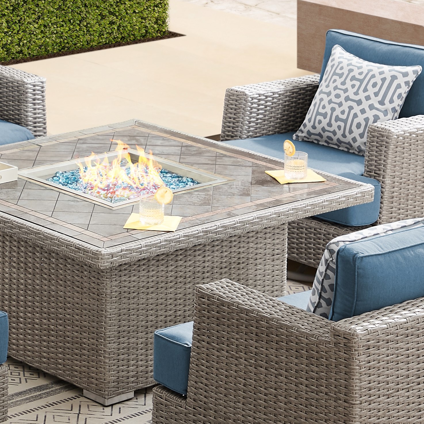 Niko 5-piece Patio Conversation Set with Fire Table | Costco