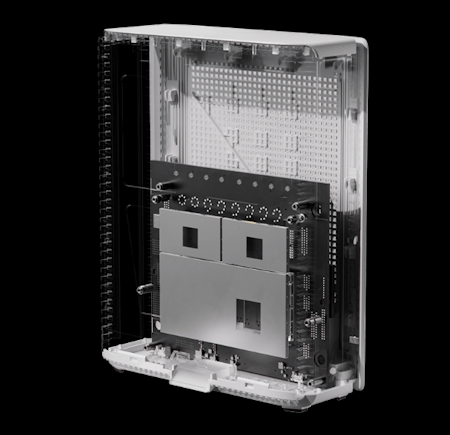 Eine transparente Ansicht des ZenWiFi BQ16, die seine internen Komponenten zeigt.