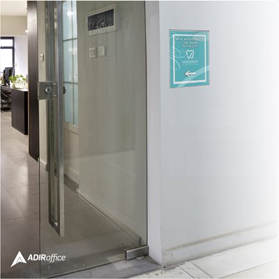 WALL MOUNTED, CONVENIENT DISPLAY