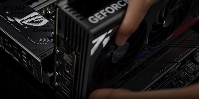 PCIE® SLOT Q-RELEASE SLIM