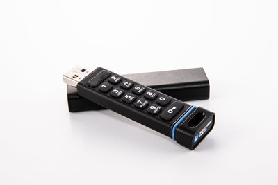 USB flash drive with extra security features: