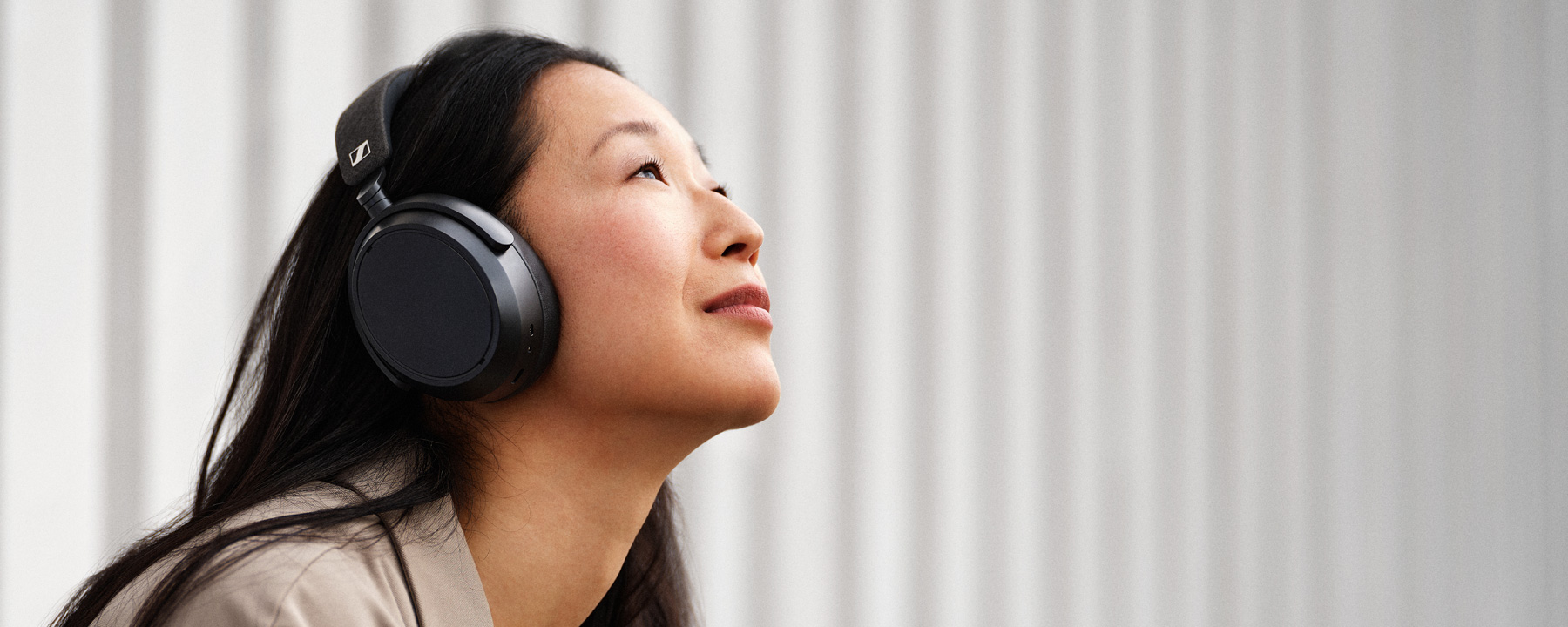 Sennheiser MOMENTUM 4 Wireless Headphones - Black | Littlewoods